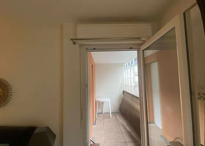 49 Metres Carres, Calme, Recent, Bien Situe, Accessible En Voiture Garage, Ascenseur *